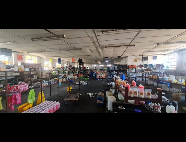 4,000M² WAREHOUSE FOR SALE IN BENONI SOUTH